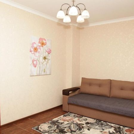 Apartments On Moskovskaya Street Днепър Екстериор снимка